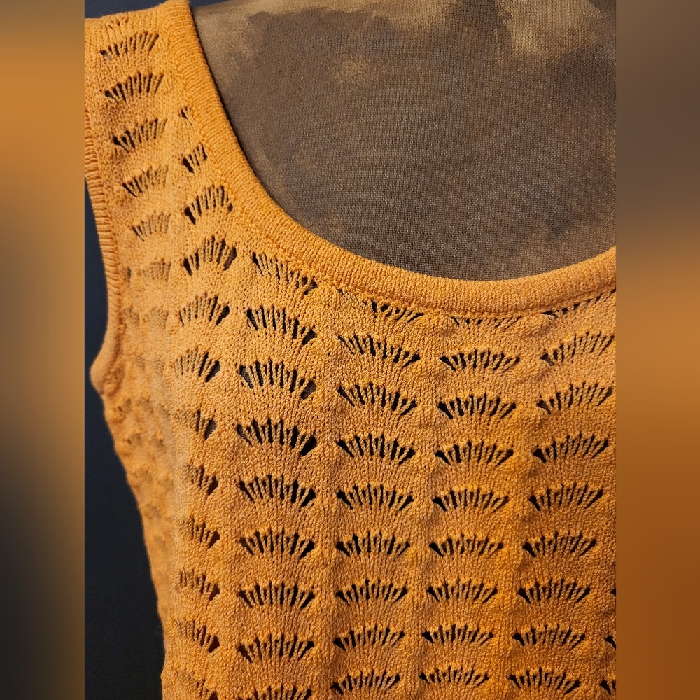 St. John Orange Two Piece Knit Skirt Set Size S / 2 - Picture 4 of 10